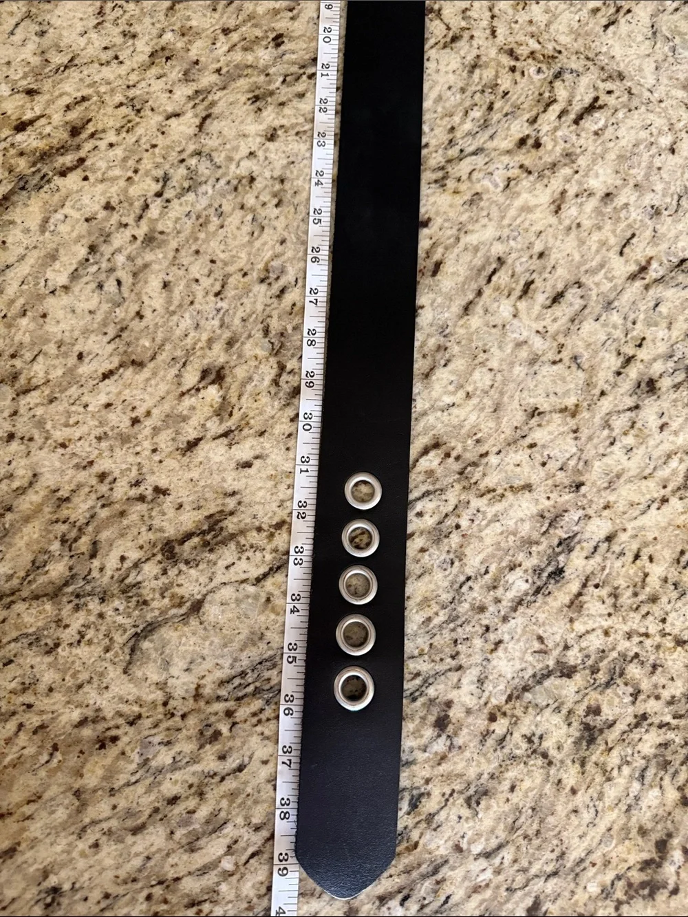 Urban Outfitters Black Leather Belt w/pMetal Tone Grommets & Buckle Sz M/L